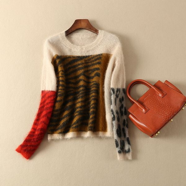 women sweater 65% wool good match animal pattern loose mohair pullover, White;black 
women sweater 65% wool good match animal pattern loose mohair pullover, White;black