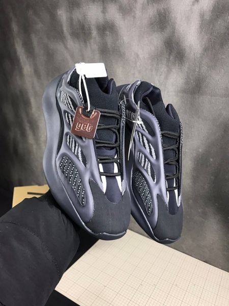 new fashion luxury casual sports shoes breathable wild women's men's sports running shoes flat basketball shoes free, Black
new fashion luxury casual sports shoes breathable wild women's men's sports running shoes flat basketball shoes free, Black