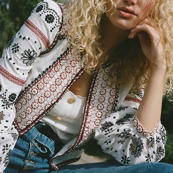 runway style embroidery vintage women jacket 2019 autumn fashion o neck open stitch beading patchwork short coat, Black;brown
runway style embroidery vintage women jacket 2019 autumn fashion o neck open stitch beading patchwork short coat, Black;brown
