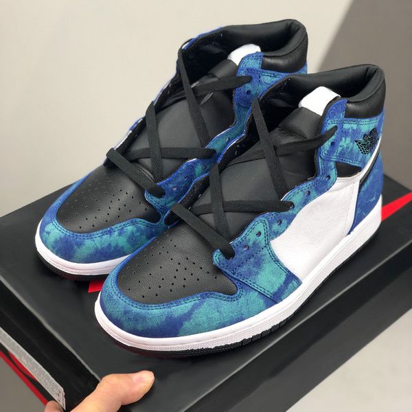 2020 new high og wmns jumpman 1 1s tie dye white black aurora green mens womens basketball shoes athletic sports trainers outdoor sneakers
2020 new high og wmns jumpman 1 1s tie dye white black aurora green mens womens basketball shoes athletic sports trainers outdoor sneakers