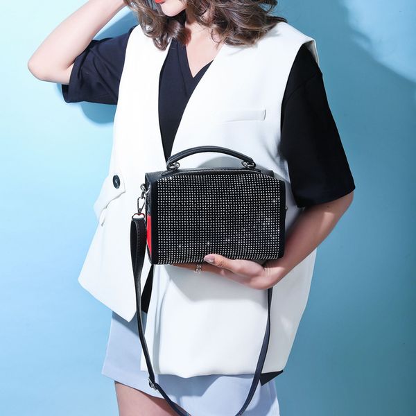 женский crossbody сумка женщины 2020 качество кожа pu сумочка мешком главная дамы алмазный плеча сумка
женский crossbody сумка женщины 2020 качество кожа pu сумочка мешком главная дамы алмазный плеча сумка