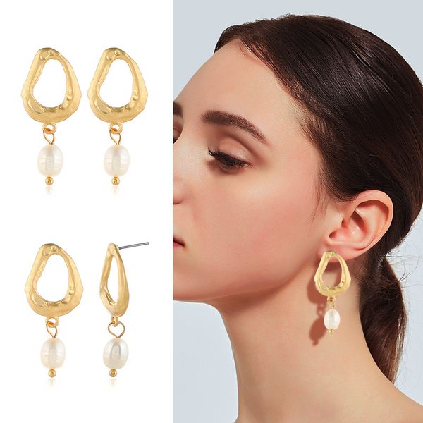 irregular personality metal geometric earrings in ins harbor cold freshwater pearl ear nails with korean temperament, Golden
irregular personality metal geometric earrings in ins harbor cold freshwater pearl ear nails with korean temperament, Golden