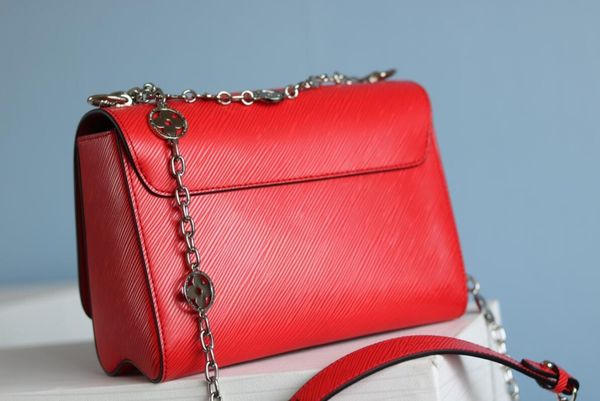 2020.luxury classic studs flap chain bag rivet shopping bags women genuine leather soft handbags lady tote designer bag crossbody.50335p
2020.luxury classic studs flap chain bag rivet shopping bags women genuine leather soft handbags lady tote designer bag crossbody.50335p