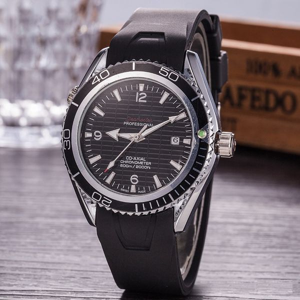 2019 new fashion leisure mens watches quality automatic mechanical watch movement silicone band designer sports men watches wristwatches of, Slivery;brown
2019 new fashion leisure mens watches quality automatic mechanical watch movement silicone band designer sports men watches wristwatches of, Slivery;brown