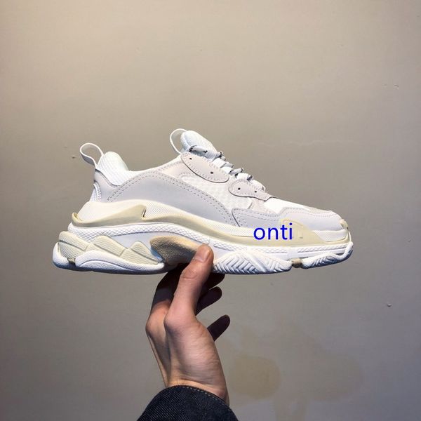 2019 mens fashion triple-s dad casual shoes 17fw beige black sports women thick bottom designer triple s shoes size 36-45
2019 mens fashion triple-s dad casual shoes 17fw beige black sports women thick bottom designer triple s shoes size 36-45
