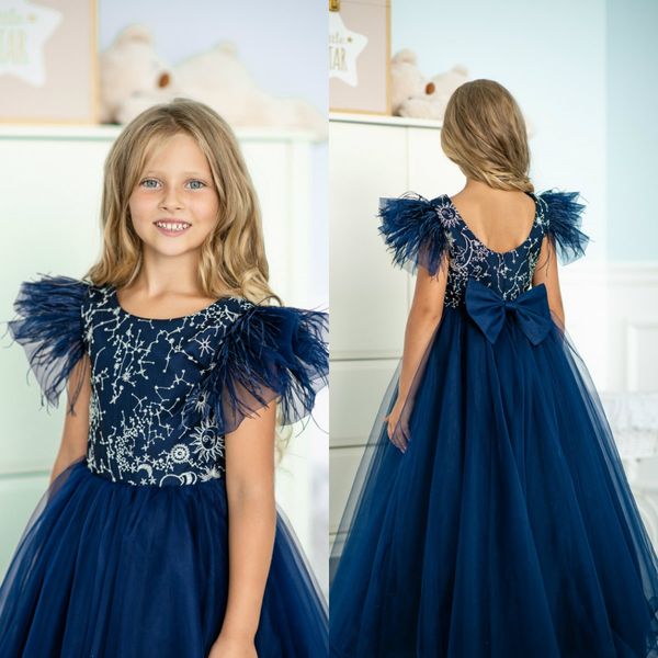 2020 vintage flower girls dresses jewel short sleeves lace appliques lovely kids formal wear backless floor length girls pageant gowns, White;blue
2020 vintage flower girls dresses jewel short sleeves lace appliques lovely kids formal wear backless floor length girls pageant gowns, White;blue