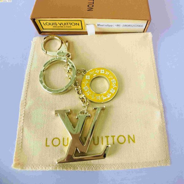 chenfei3 wu0k key holders bag charms illustre evasion bag charm & key holder m61933 illustre totem bag charm & key holder m78614, Slivery;golden
chenfei3 wu0k key holders bag charms illustre evasion bag charm & key holder m61933 illustre totem bag charm & key holder m78614, Slivery;golden