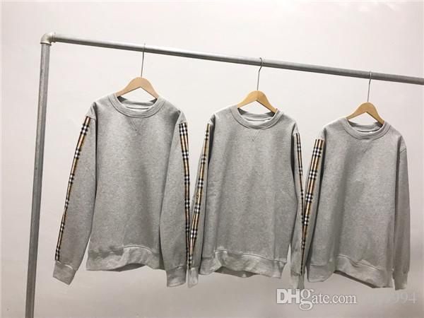 19aw luxurious brand design bbr hoodie long sleeve crewneck sweater sweatshirt fashion plaid sleeves pullover hoodie outdoor sweatshirt, Blue;black
19aw luxurious brand design bbr hoodie long sleeve crewneck sweater sweatshirt fashion plaid sleeves pullover hoodie outdoor sweatshirt, Blue;black