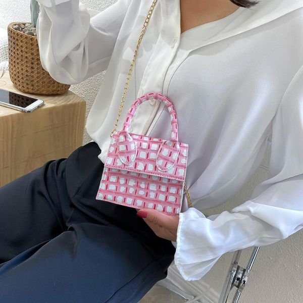 female leather printing chain handbag retro casual women totes shoulder bags fashion exquisite shopping bags
female leather printing chain handbag retro casual women totes shoulder bags fashion exquisite shopping bags