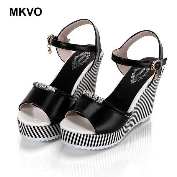 2019 summer women sandals wedges sandals ladies open toe fish mouth stripe rhinestone black silver white platform shoes
2019 summer women sandals wedges sandals ladies open toe fish mouth stripe rhinestone black silver white platform shoes