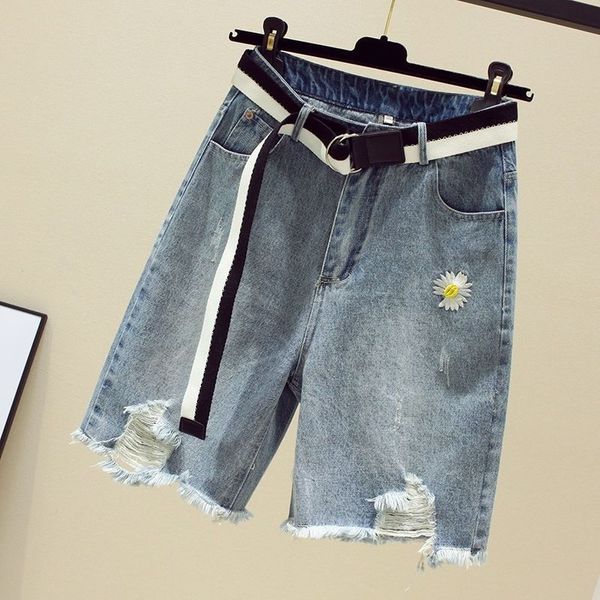 daisy summer new denim shorts women's high waist straight korean students loose slimming five-point shorts, Blue
daisy summer new denim shorts women's high waist straight korean students loose slimming five-point shorts, Blue