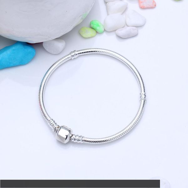 модные оптовые дизайнерские ювелирные наборы оригинальные 925 шарм бусины для pandora браслет женщины шарм браслеты свадебные подарки, Golden;silver
модные оптовые дизайнерские ювелирные наборы оригинальные 925 шарм бусины для pandora браслет женщины шарм браслеты свадебные подарки, Golden;silver