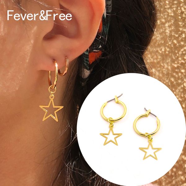 fever&2020 new arrival small gold hoop earrings for women star hollow out earrings fashion jewelry for lover gift, Golden;silver
fever&2020 new arrival small gold hoop earrings for women star hollow out earrings fashion jewelry for lover gift, Golden;silver