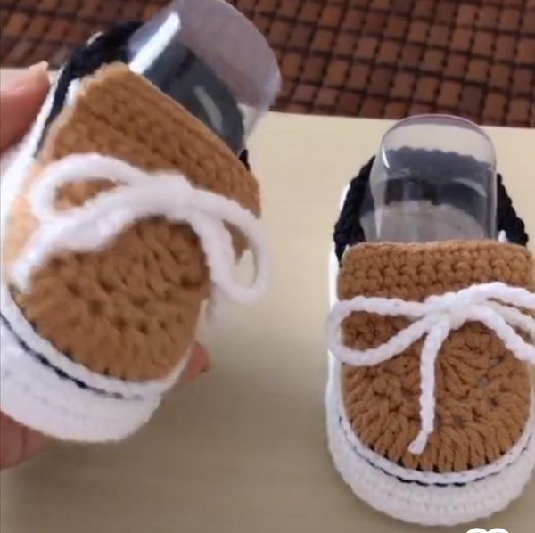 qyflyxue - neonatal hand-made wool shoes, footwear sneakers, baby gifts, cotton knitted shoes, Black
qyflyxue - neonatal hand-made wool shoes, footwear sneakers, baby gifts, cotton knitted shoes, Black