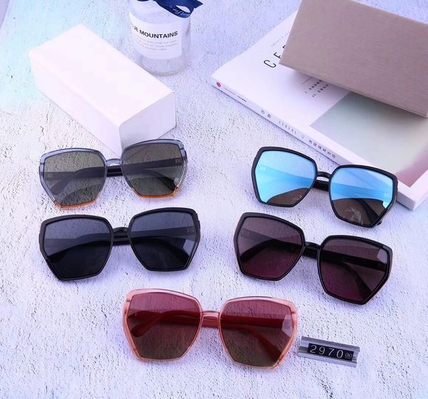 new 2019 sunglasses with large square frames polarized sunglasses for stylish ladies versatile skinny face tr sunglasses on the street, White;black
new 2019 sunglasses with large square frames polarized sunglasses for stylish ladies versatile skinny face tr sunglasses on the street, White;black