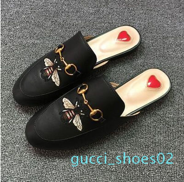 2017 brand princetown women fur slippers luxury designer fashion genuine leather loafers shoes metal chain ladies casual mules flats new g02, Black
2017 brand princetown women fur slippers luxury designer fashion genuine leather loafers shoes metal chain ladies casual mules flats new g02, Black