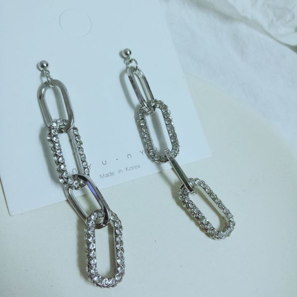rongho brand crystal link chain long earrings for women silver rhinestone brincos femme gift fashion bijoux 2018, Golden;silver
rongho brand crystal link chain long earrings for women silver rhinestone brincos femme gift fashion bijoux 2018, Golden;silver