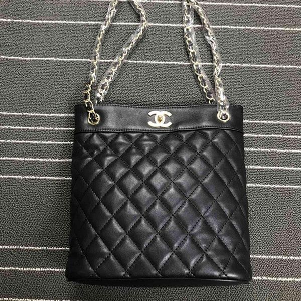 x88 brand lady small broken bag fashion entertainment package classic charm exquisite fashion design party deliver, Black;red
x88 brand lady small broken bag fashion entertainment package classic charm exquisite fashion design party deliver, Black;red