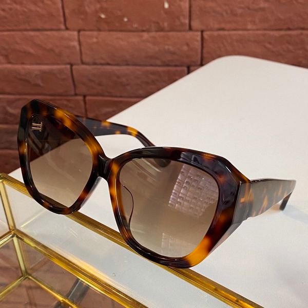 sunglasses designer women luxury sun glasses female fashion accessories size:58-17-145, White;black
sunglasses designer women luxury sun glasses female fashion accessories size:58-17-145, White;black