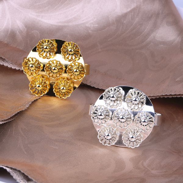 50pcs metal napkin circle creative flower napkin ring gold / silver home l party jewelry
50pcs metal napkin circle creative flower napkin ring gold / silver home l party jewelry