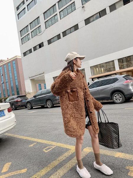 natural fur coat women 100% wool jacket women clothes 2020 parka real fur winter coat real leather jacket tom1-88821yy2405, Black
natural fur coat women 100% wool jacket women clothes 2020 parka real fur winter coat real leather jacket tom1-88821yy2405, Black
