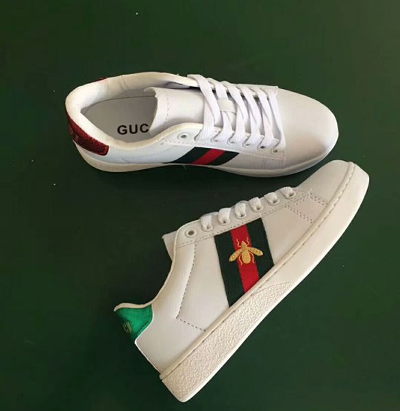 New spring Ms embroidery Small bee Small White Shoes For Men and Women Casual Walking Shoes Size 36-44
New spring Ms embroidery Small bee Small White Shoes For Men and Women Casual Walking Shoes Size 36-44