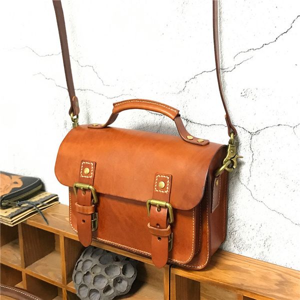 2020 new women's shoulder bag retro vegetable tanned leather messenger bag fashion ladies handbag solid color cambridge
2020 new women's shoulder bag retro vegetable tanned leather messenger bag fashion ladies handbag solid color cambridge