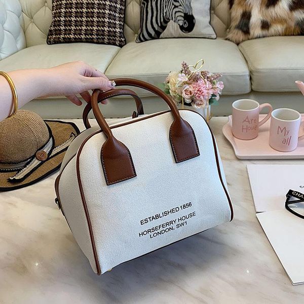 women bags fashion letter single shoulder bag quality fashion leather brands handbags female handle bags 2019new models designer bag
women bags fashion letter single shoulder bag quality fashion leather brands handbags female handle bags 2019new models designer bag