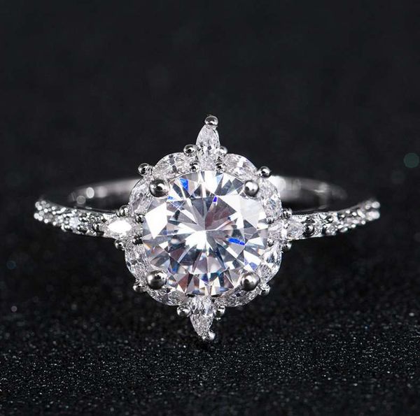 lady simple love ring fashion rhinestone jewelry couple rings wedding party gift hight quality new fashion, Golden;silver
lady simple love ring fashion rhinestone jewelry couple rings wedding party gift hight quality new fashion, Golden;silver