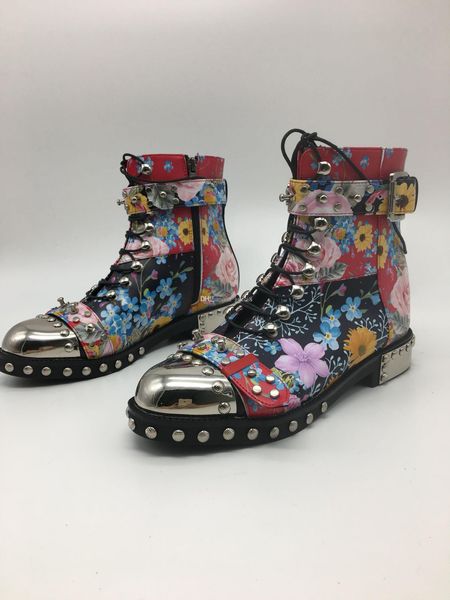 metal toe spike boots for women lace up flat heel punk style fall casual embroidery boots, Black
metal toe spike boots for women lace up flat heel punk style fall casual embroidery boots, Black
