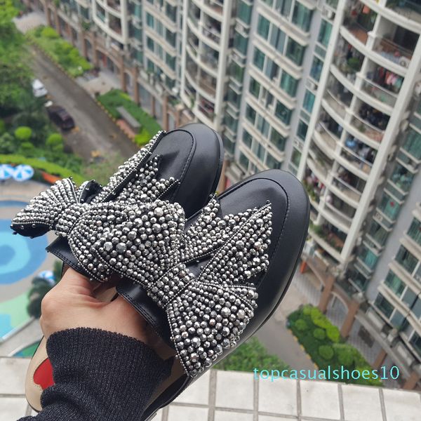 2017 retro genuine leather fur slipper women round toe rhinestone diamond bowtie embellished flat shoes flip flop 35-40 t10, Black
2017 retro genuine leather fur slipper women round toe rhinestone diamond bowtie embellished flat shoes flip flop 35-40 t10, Black