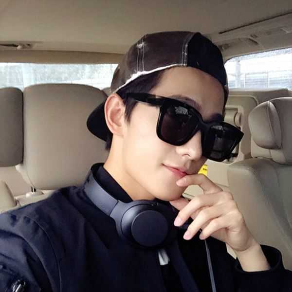 2020 designer sunglasses korean brand sunglasses female fashion guan xiaotong celebrity inspired summer net red eyeglasses
2020 designer sunglasses korean brand sunglasses female fashion guan xiaotong celebrity inspired summer net red eyeglasses