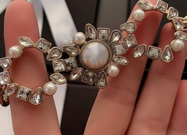 elegant crystal pearls flower bracelet gold color geometric circle chain bangle yellow brass jewelry cz flower pearls bracelet, Black
elegant crystal pearls flower bracelet gold color geometric circle chain bangle yellow brass jewelry cz flower pearls bracelet, Black