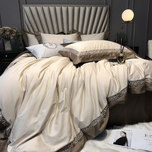 leopard print small embroidery four-piece set of high-grade 80 pieces of cotton bedspread quilt cover pure bedding sets
leopard print small embroidery four-piece set of high-grade 80 pieces of cotton bedspread quilt cover pure bedding sets