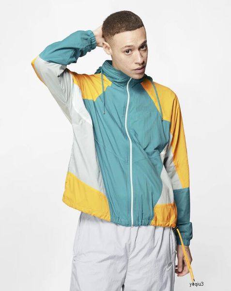 nike nike nk mens дизайнер новой осени ветровка куртка мужчины мода весна куртка мужчина / женщина с капюшоном повседневных курток мужского, Black;brown
nike nike nk mens дизайнер новой осени ветровка куртка мужчины мода весна куртка мужчина / женщина с капюшоном повседневных курток мужского, Black;brown