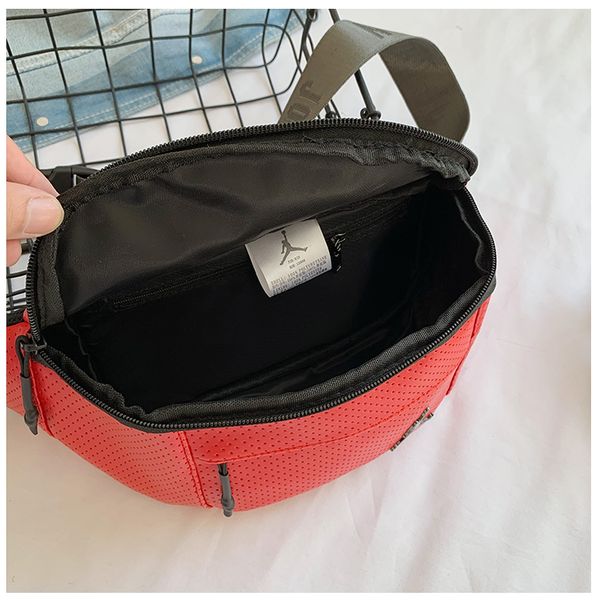 2019 wholesale brand chest bag pu leisure shoulder bags fanny pack for women letter waist bag pack b103971y
2019 wholesale brand chest bag pu leisure shoulder bags fanny pack for women letter waist bag pack b103971y