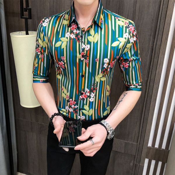 striped shirt half sleeve slim fit hairstylist shirts men night club tuxedo stripe shirt social plus size 3xl- 2020 summer men, White;black 
striped shirt half sleeve slim fit hairstylist shirts men night club tuxedo stripe shirt social plus size 3xl- 2020 summer men, White;black