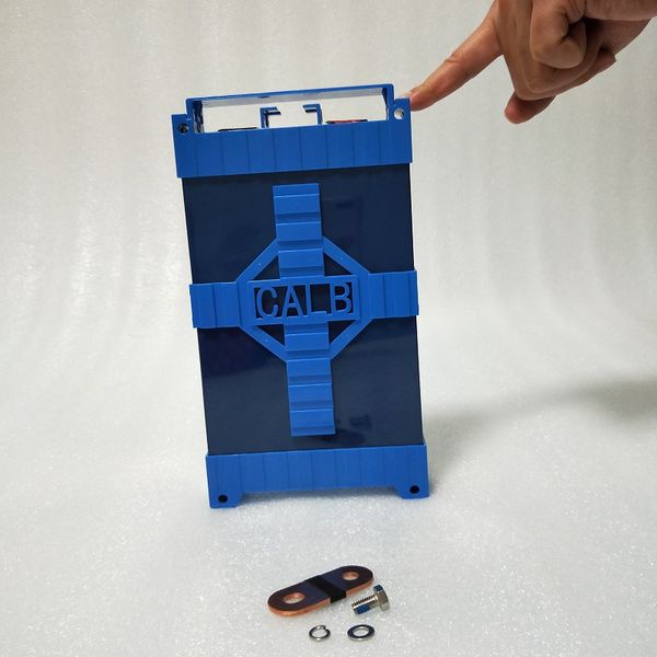 8pcs calb 3.2v 72ah l135f72 cam lifepo4 battery cell prismatic batteries
8pcs calb 3.2v 72ah l135f72 cam lifepo4 battery cell prismatic batteries