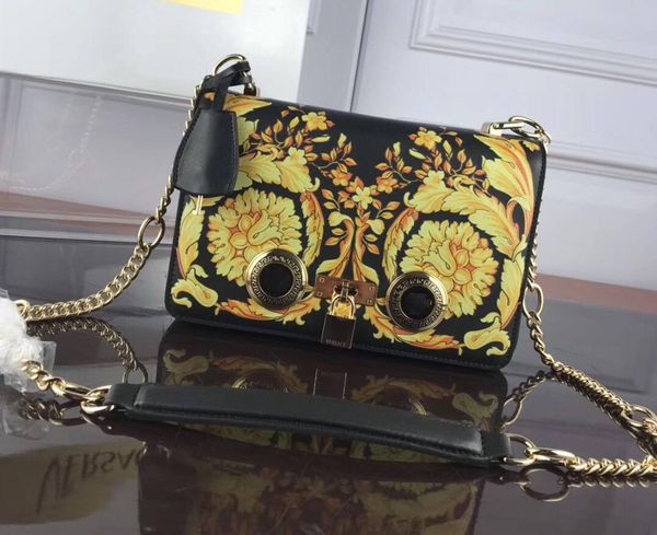2019 Fashion designer handbag quality luxury leather crossbody shoulder bag bold print design with Greek key
2019 Fashion designer handbag quality luxury leather crossbody shoulder bag bold print design with Greek key