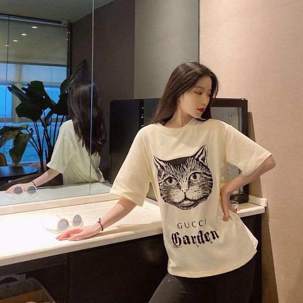 the fabric is soft, the printing details are absolutely full marks, 240 grams of pure cotton sweat cloth weight enough, the upper body is ve, White
the fabric is soft, the printing details are absolutely full marks, 240 grams of pure cotton sweat cloth weight enough, the upper body is ve, White