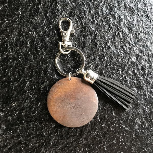 classical small moq personalized wood disc clasp keychain monogrammed wooden blank round with black tassel keychain, Silver
classical small moq personalized wood disc clasp keychain monogrammed wooden blank round with black tassel keychain, Silver