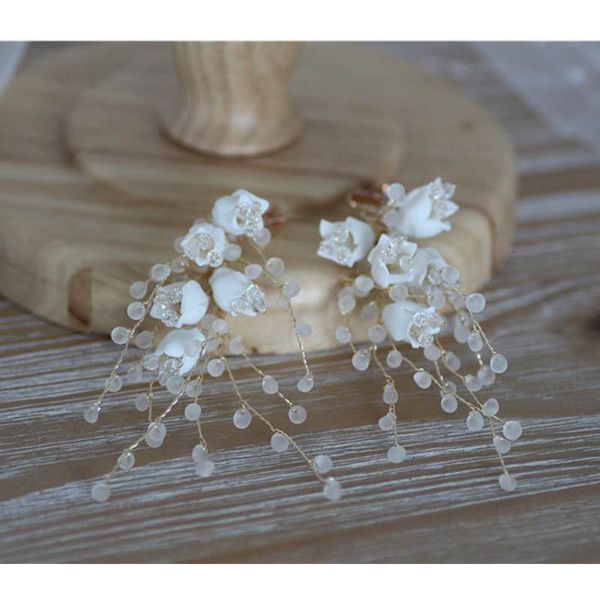delicate porcelain flower earrings fashion crystal bridal jewelry wedding drop earrings clips, Silver
delicate porcelain flower earrings fashion crystal bridal jewelry wedding drop earrings clips, Silver