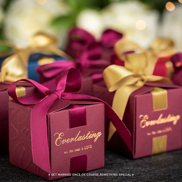 50pcs new square blue, red, wine red candy boxes with big bow wedding favors and gifts party supplies gift box paper wrapper
50pcs new square blue, red, wine red candy boxes with big bow wedding favors and gifts party supplies gift box paper wrapper