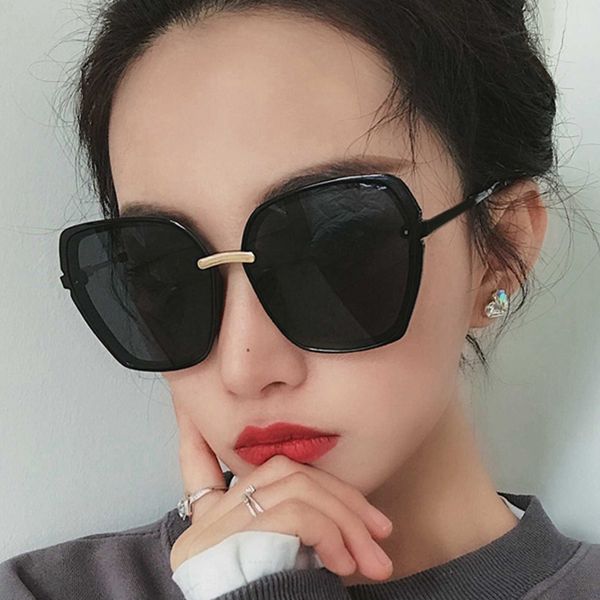 2020 square frame sun street glasses fashion sunglasses tiktok men's and women's big frame sunglasses, White;black
2020 square frame sun street glasses fashion sunglasses tiktok men's and women's big frame sunglasses, White;black