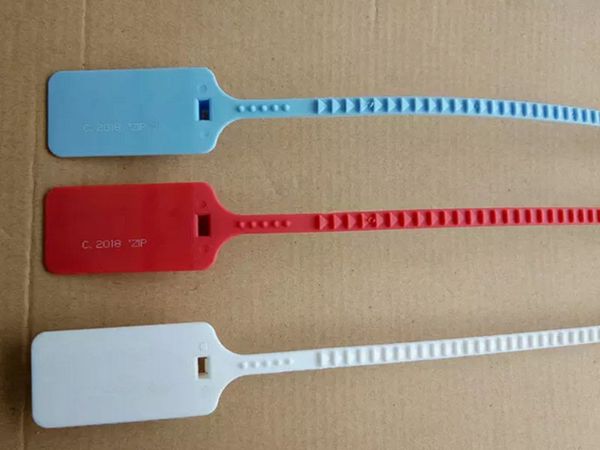 off shoe zip tie red white blue yellow strap ow tag plastic buckle virgial designer c.2018 c.2019 label ck25011241 b23, White;pink
off shoe zip tie red white blue yellow strap ow tag plastic buckle virgial designer c.2018 c.2019 label ck25011241 b23, White;pink