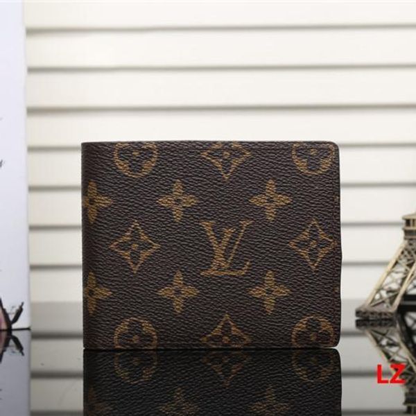 Hot 2018 Men Short Wallet New Classic Fashion Male Patchwork Purse With Coin Pocket Card Holder With Box
Hot 2018 Men Short Wallet New Classic Fashion Male Patchwork Purse With Coin Pocket Card Holder With Box