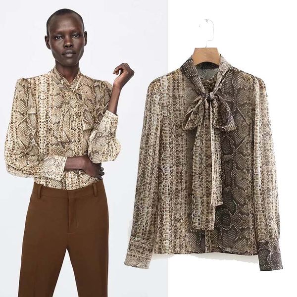 jxysy 2019 women snake print o neck blouses kimono style long sleeve pleated shirts female casual fashion chic women blusas, White
jxysy 2019 women snake print o neck blouses kimono style long sleeve pleated shirts female casual fashion chic women blusas, White