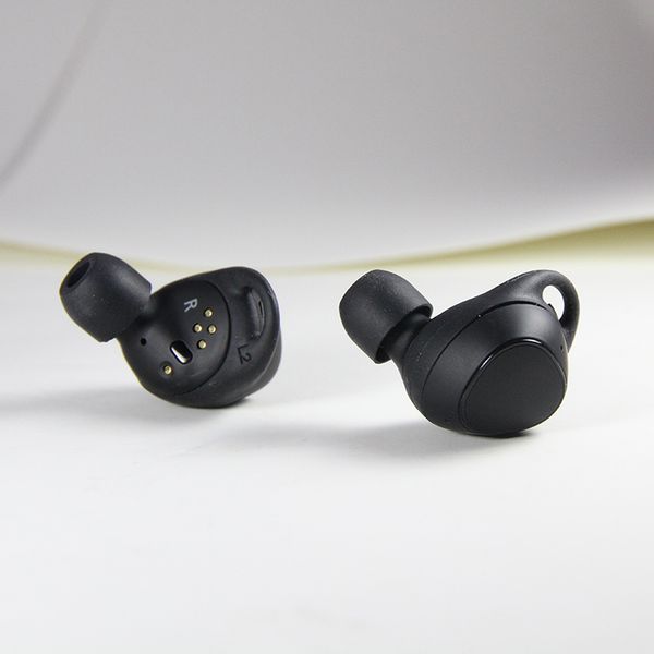 Gear Iconx New Fashion SM-R150 Wireless Bluetooth headphone sports mini bluetooth headset with charge/storage box for ios samsung
Gear Iconx New Fashion SM-R150 Wireless Bluetooth headphone sports mini bluetooth headset with charge/storage box for ios samsung