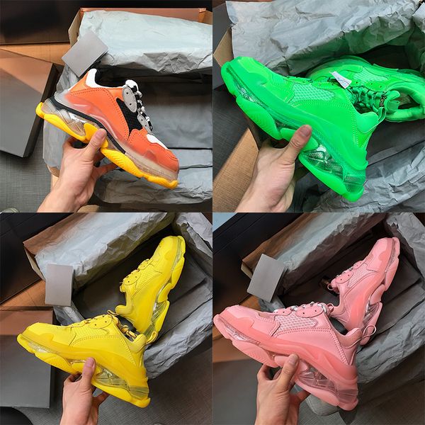 with box fashion mens designer shoes for women 17fw triple s sneakers triple-s casual dad shoes black sports trainers chaussures 35-44
with box fashion mens designer shoes for women 17fw triple s sneakers triple-s casual dad shoes black sports trainers chaussures 35-44