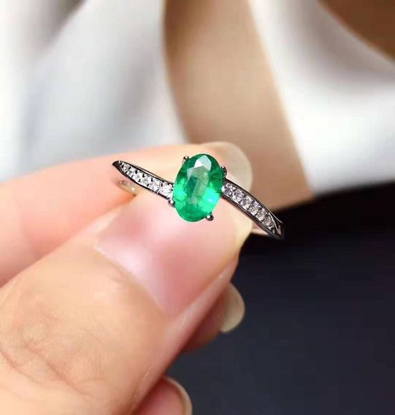 natural emerald s925 ring simple classic jewelry for weddings and parties, Golden;silver
natural emerald s925 ring simple classic jewelry for weddings and parties, Golden;silver